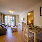 Appartement 2 Pièces Avec Balcon Et Wifi Au Centre De Saint-lary - Fr-1-296-421 *