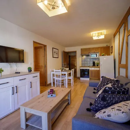 Appartement 6 Pers, Balcon, Piscine & Sauna, Parking Securise, - Fr-1-296-421